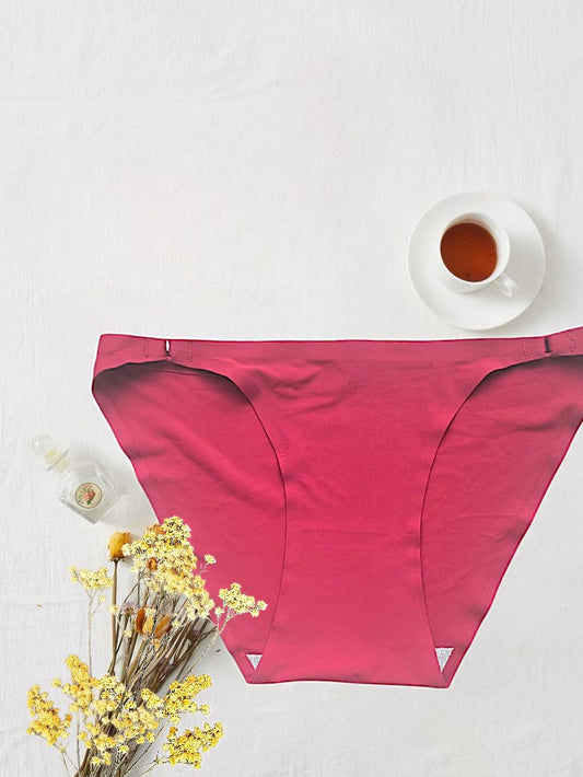 Seamless Breathable Mid-Waist Panty – Soft, Stretchy & Invisible Underwear